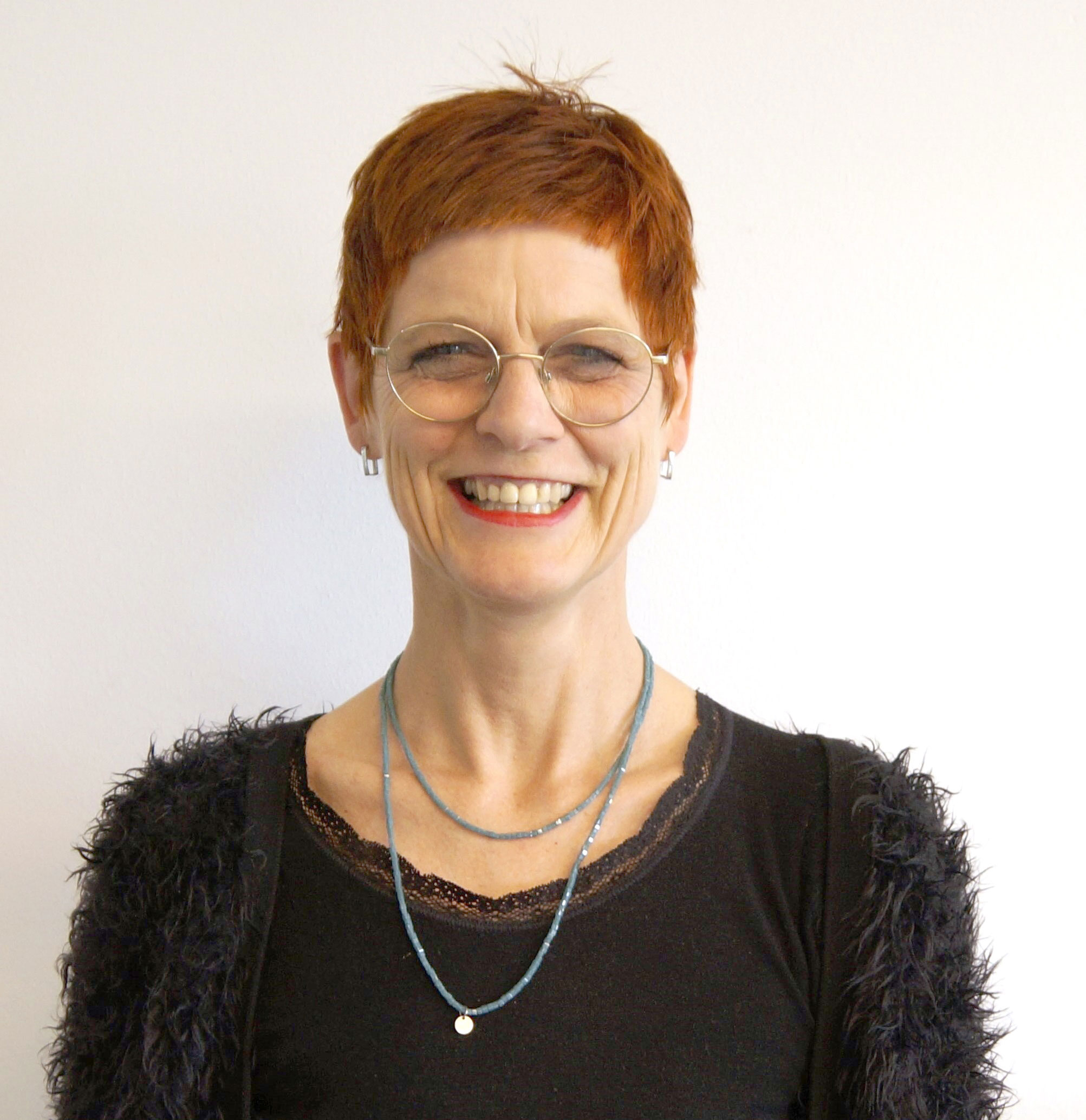 Portraitbild von Liane Kirchhoff